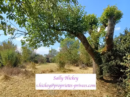 sally hickey vous propose ce terrain constructible de 665 m² dans la commune de nivillac. 
