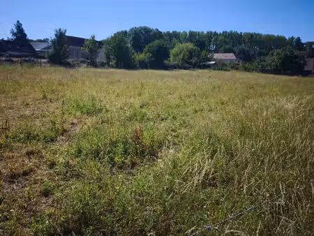 terrain a batir pronleroy 720 m2