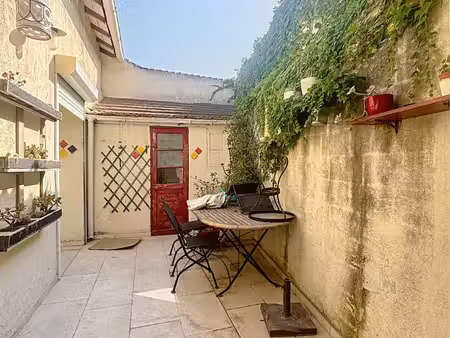 maison t4 / cour / climatisation / quartier escale borely 13008 marseille