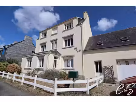 le port à pied ! maison familiale avec jardin