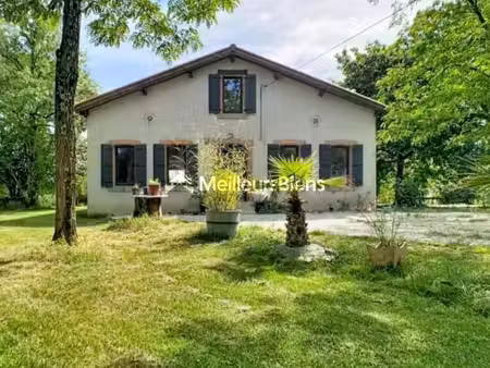 maison familiale 240 m² avec grand terrain arboré