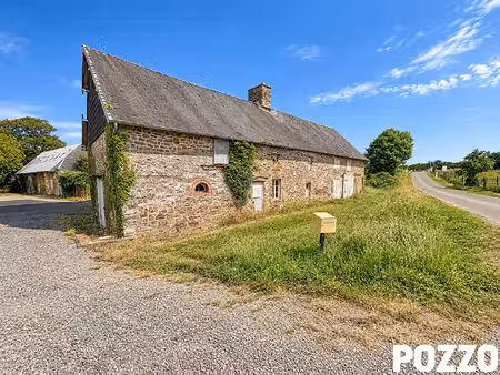bâtisse en pierre à rénover - saint-sauveur-la-pommeraye proche bréhal (50290)