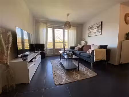 appartement à louer à rue emile baijot 13 a bon-secours (vbe58470)