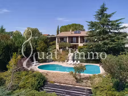 vente propriété 8 pièces 196.37 m² à valensole (04210)  471 500 €