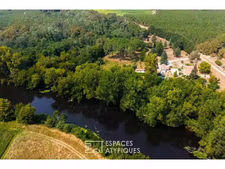 bâtisse de 1850 rénovée avec piscine et dépendance dans les landes