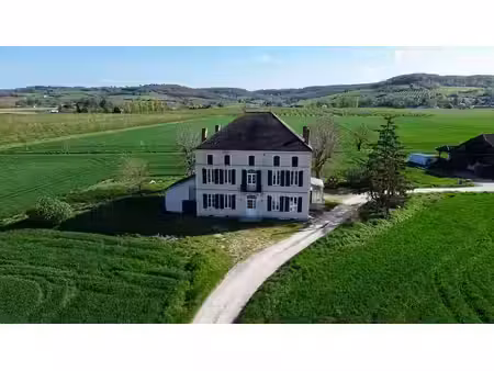 maison de maître avec dépendances