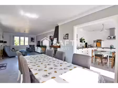 maison non-mitoyenne  6 pièces  grand terrain  sous-sol