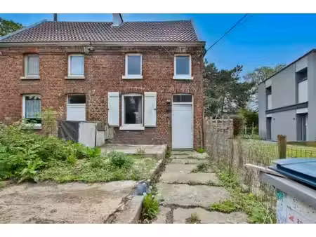 maison 2 chambres et jardin à rénover