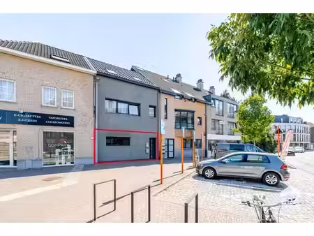 appartement confortable avec terrasse et emplacement