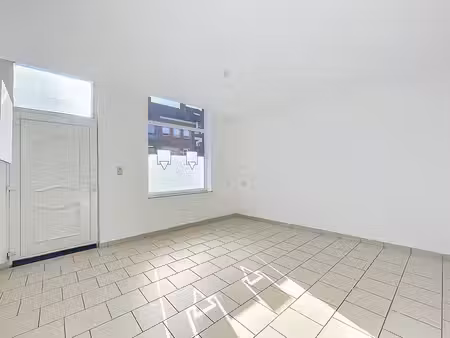 jolie maison 3 chambres avec jardin