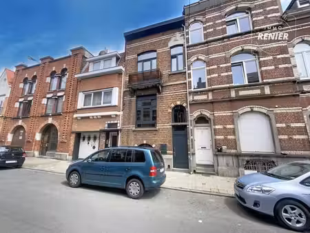 colocation – maison rénovée de 7 chambres proche du métro