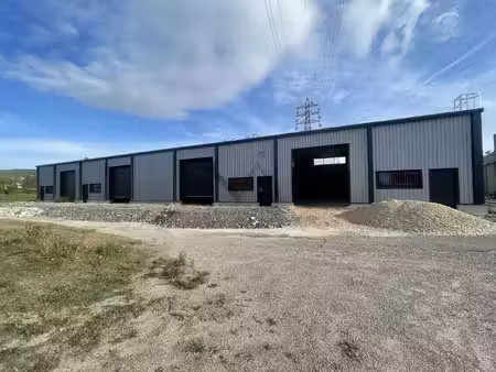 entrepôt à vendre