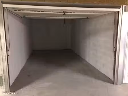 garage fermé 15 m² – électricité & éclairage