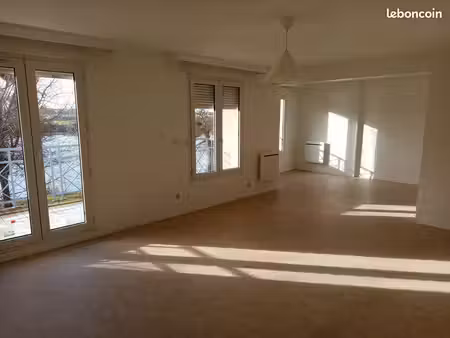beau 4 pièces avec vue sur seine