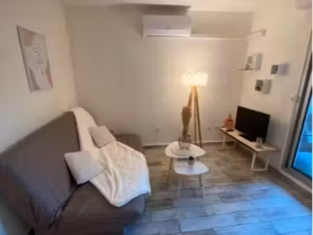 studio meublé de septembre à juin