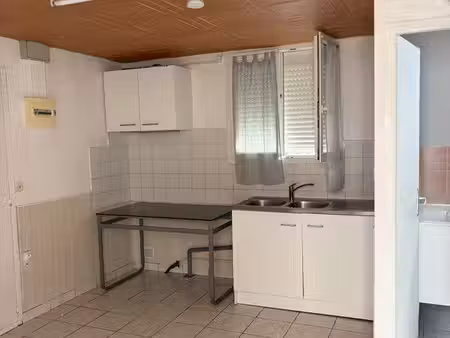 à louer appartement 30 m² . à hiersac