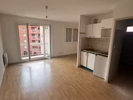 appartement 1 pièce 28 m²