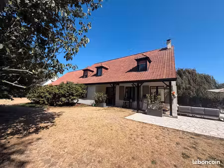 magnifique maison de famille dans un quartier calme et recherche de cucq