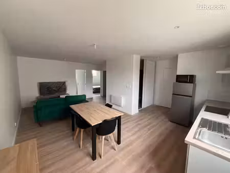superbe appartement t3 en centre ville d'auray avec 2 chambres  wifi  télévision 4k uhd  l