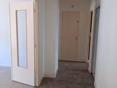 appartement 3 pièces 77 m²