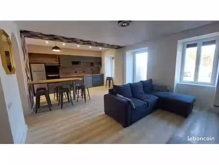 maison renovée de 100m2 avec garage et cave