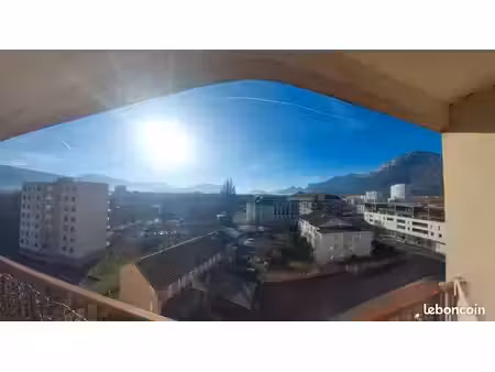 superbe t4 meublé de 103m² rénové à neuf – vue imprenable 3 massifs (eaux claires) - clima