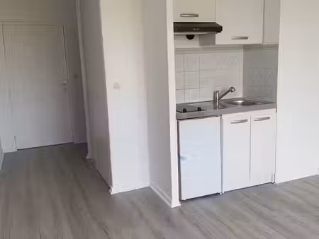 studio 1 pièce 22 m²