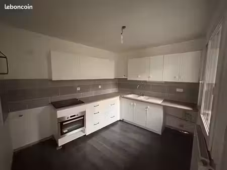 maison de ville 4 pièces 90 m²