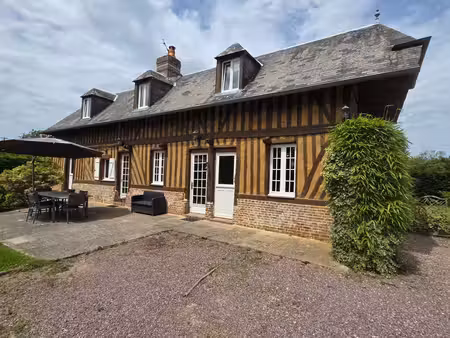 maison normande de 94 m2 avec un gîte de 45 m2 au calme sur un terrain de 7697 m2