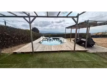 maison des années 70 avec magnifique vue sur les pyrénées – burlats