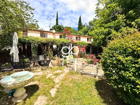 maison de caractère de 237 m2 sur 15 321 m2 de terrain arbor