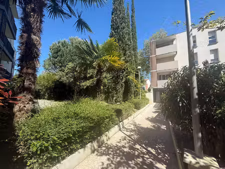 appartement t3 balcon et parking sous sol