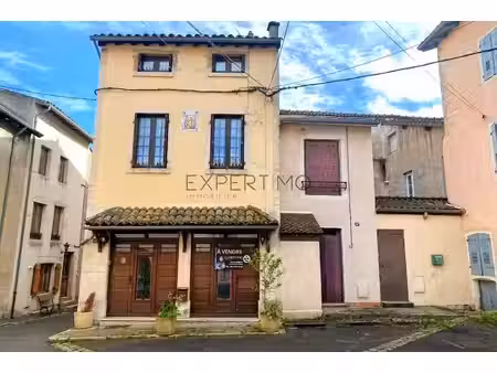 maison de ville de caractère au coeur du centre historique de