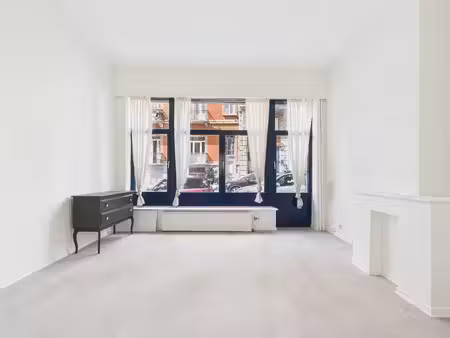 quartier parvis de saint-gilles | studio à louer !