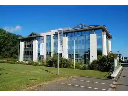 nice office for rent