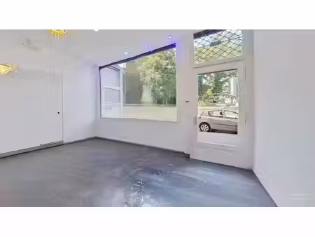 local commercial à louer