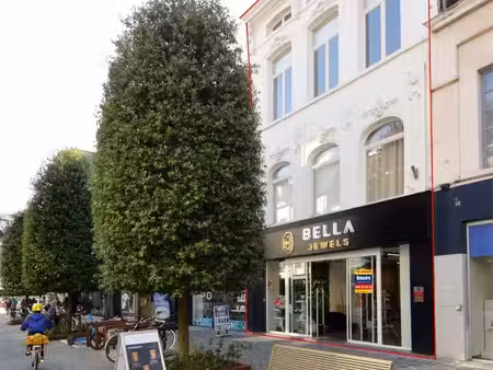 karaktervol handelspand vernieuwde zoutstraat