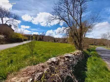 vends terrain constructible 3000 m2