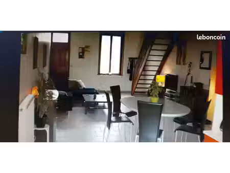 maison a louer à st amand les eaux 2 chambres avec jardin