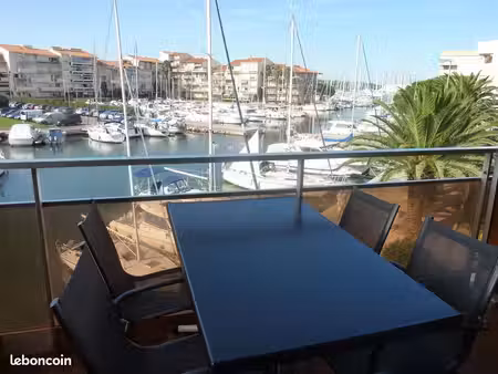 appartement t2 meublé + parking à canet-plage