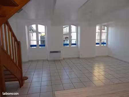 morlaas centre appartement t2 en duplex de 54 m²