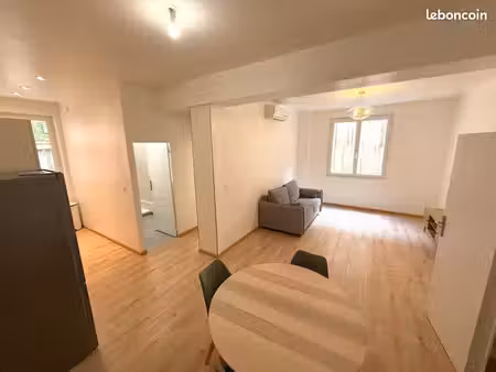 t2 meublé 50 m² rénové – climatisé – métro estrangin – marseille 6e