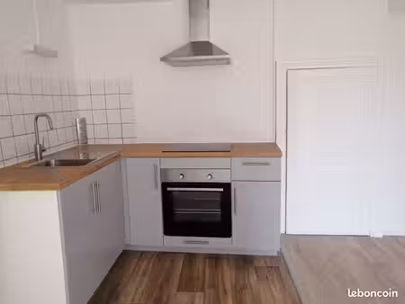 t2 42m2 avec parking privé au cœur de nort