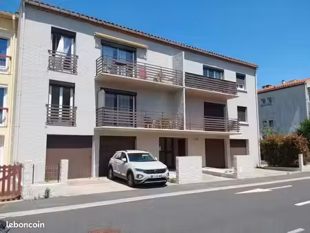 parking/box 1 pièce 25 m²