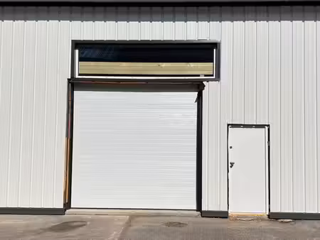 local artisan/garage/hivernage