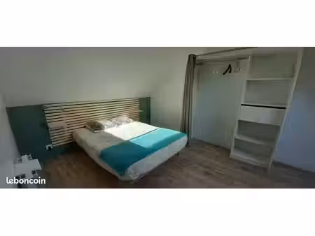 chambre meublée