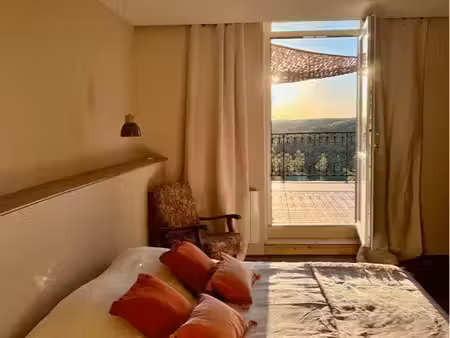 maison de village spacieuse et confortable – location longue durée
