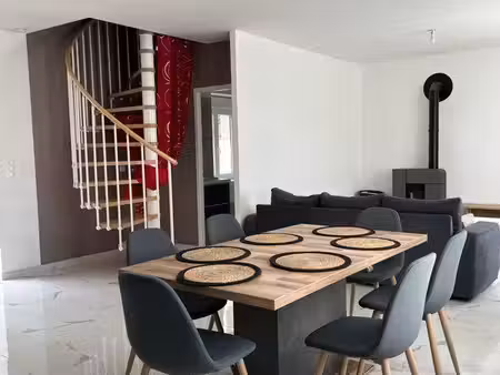 à louer maison meublée
