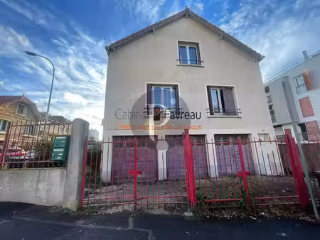 immeuble le kremlin bicetre 6 pièce(s) 160 m2
