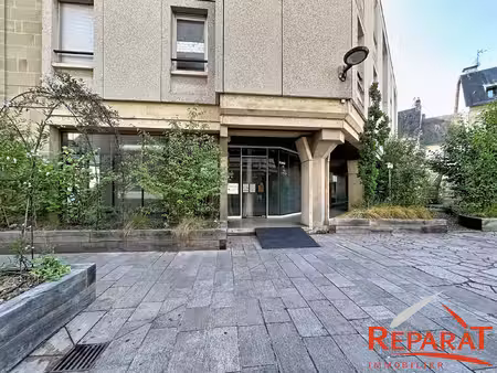 à vendre – bâtiment professionnel en centre-ville de brive
